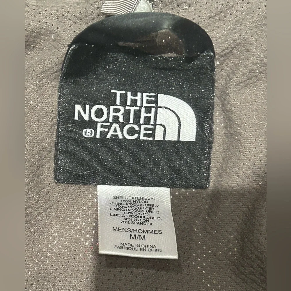 The North Face Men’s Red White Hooded Waterproof Windbreaker Jacket Size Medium
